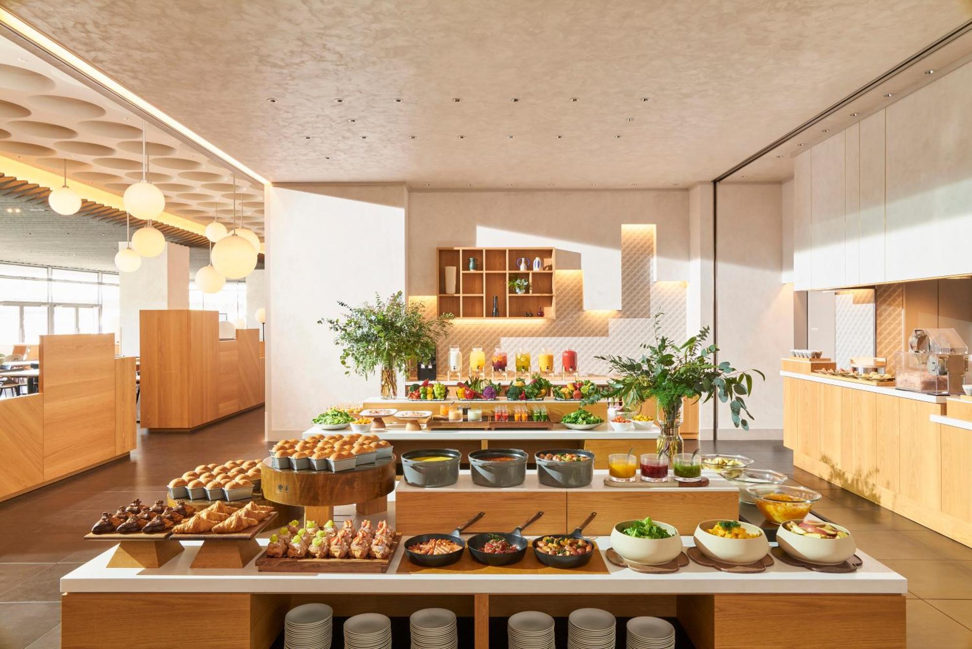 Omo7 Osaka By Hoshino Resorts 외부 사진 The buffet at the lounge