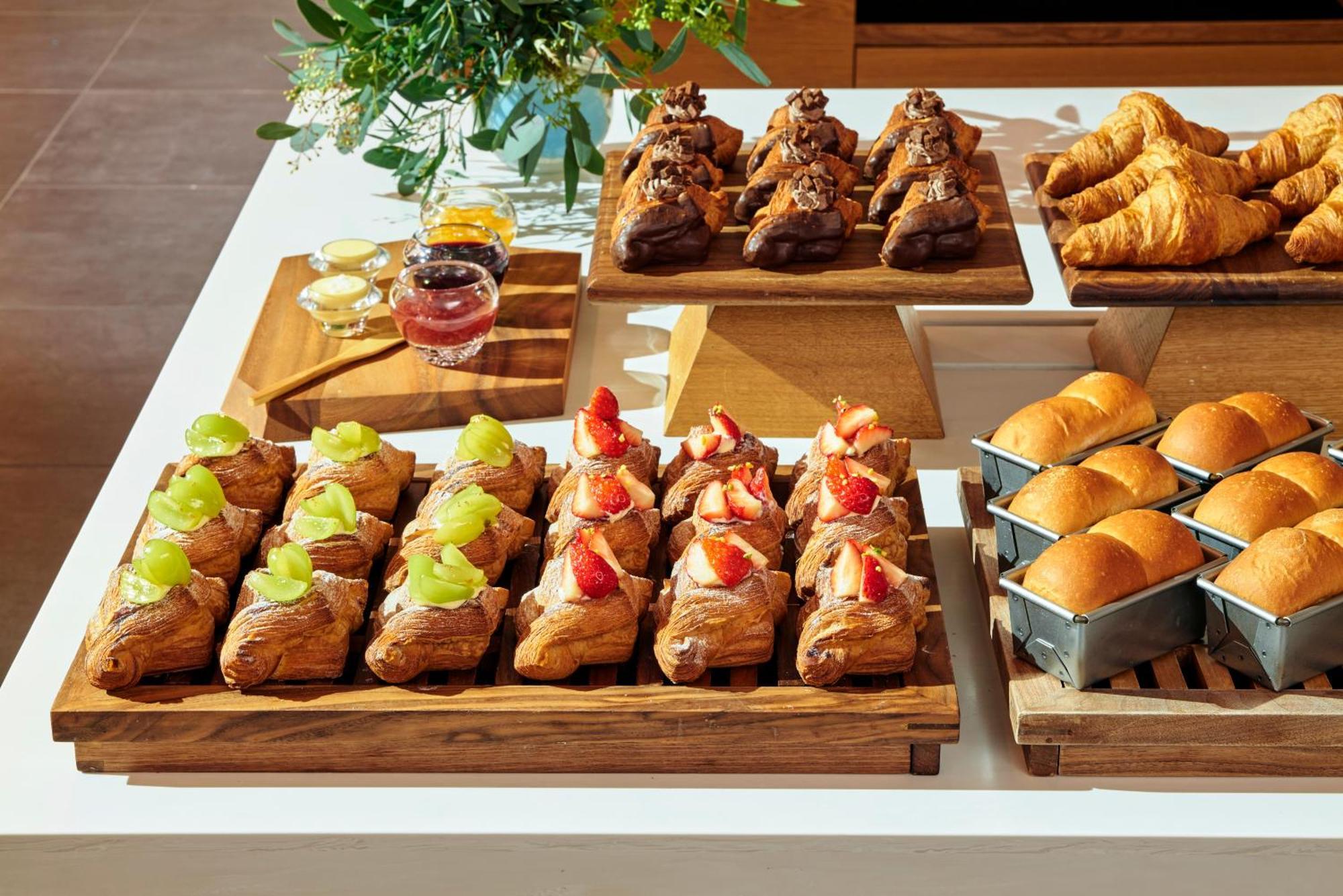 Omo7 Osaka By Hoshino Resorts 외부 사진 A selection of pastries